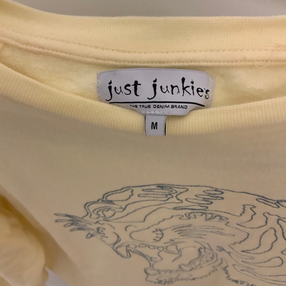 Just Junkies Sweatshirt - Picture 4 of 4